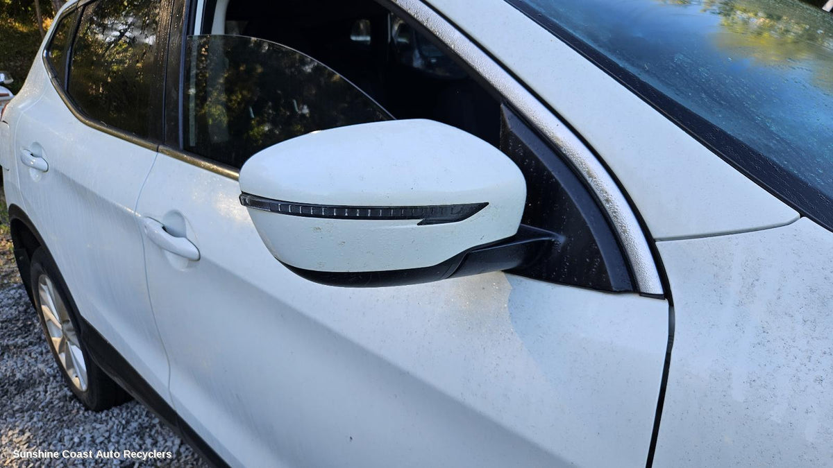 2015-2017 Nissan Qashqai Right Door Mirror