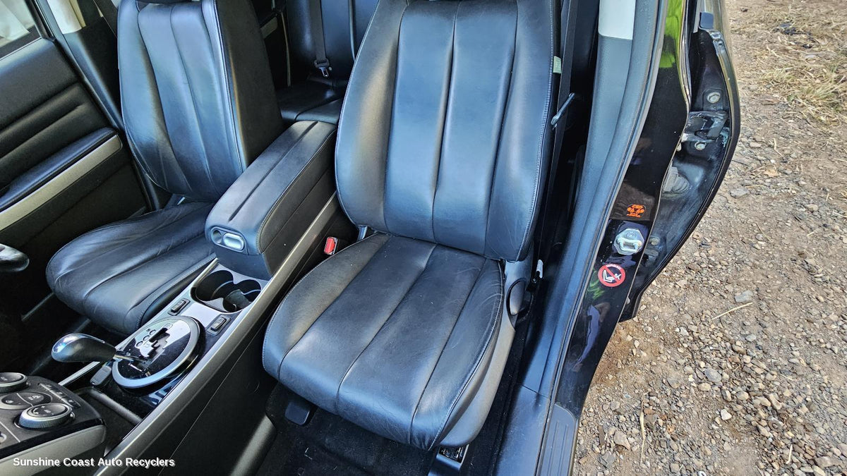 2006-2012 Mazda Cx7 Front Seat