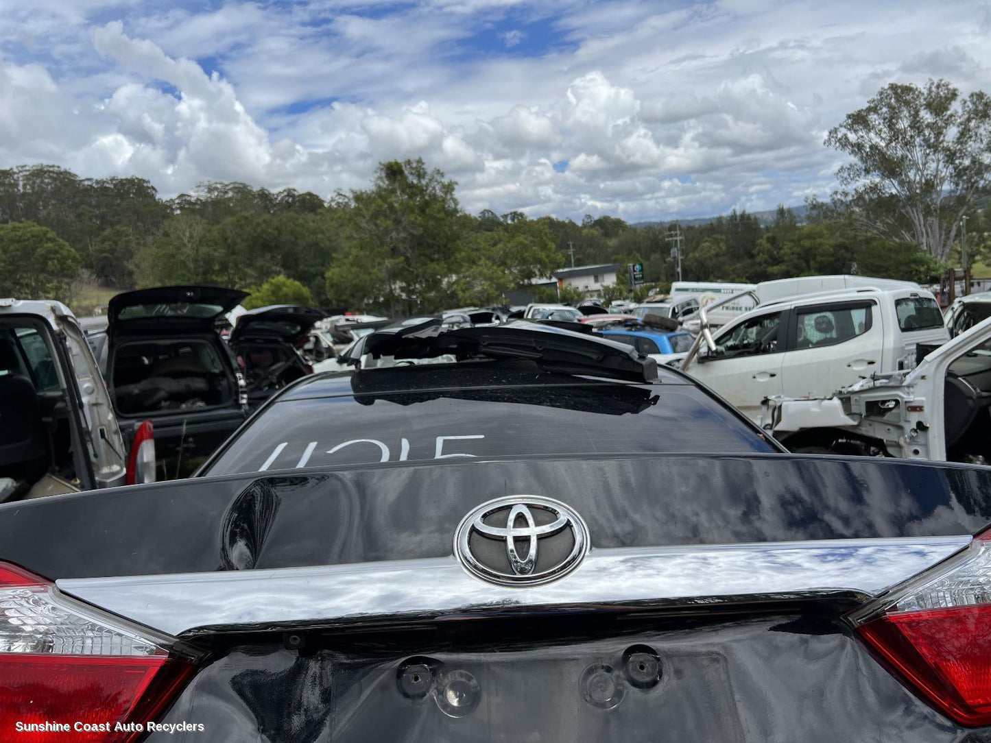 2012 Toyota Aurion Rear Garnish