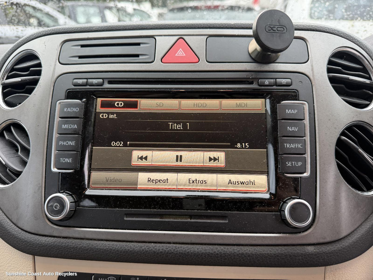 2008-2016 Volkswagen Tiguan Radio Cd Dvd Sat Tv