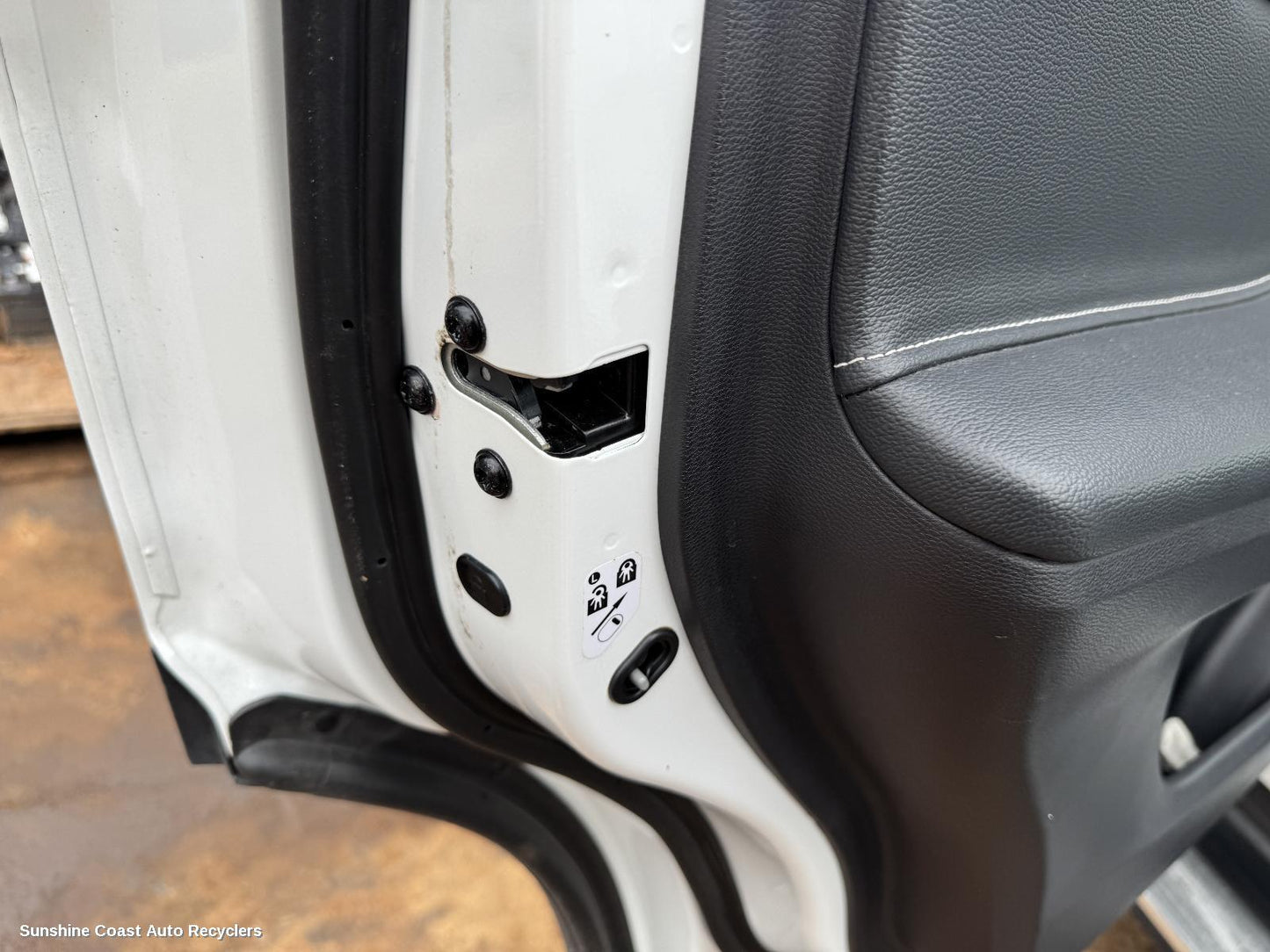 2022 Ldv D90 Door Boot Gate Lock