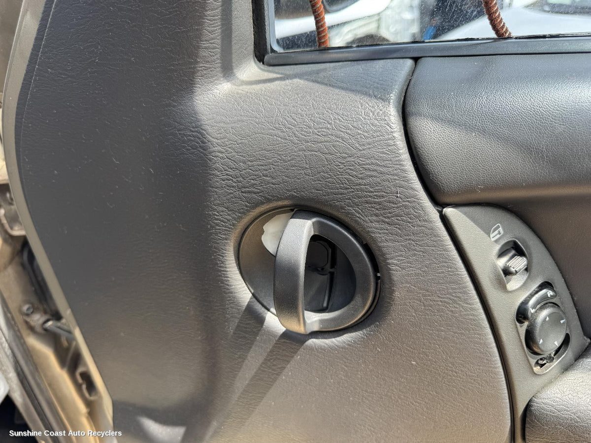 2001-2007 Jeep Cherokee Door Handle
