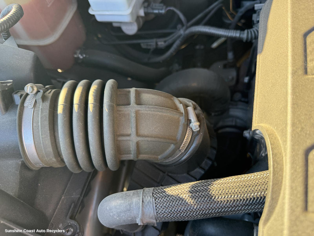 2017-2021 Ldv T60 Air Cleaner Duct Hos