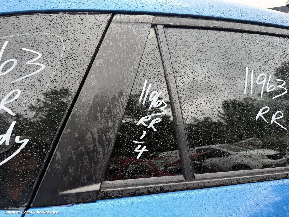 2012-2016 Mazda Cx5 Right Rear 1 4 Door Glass
