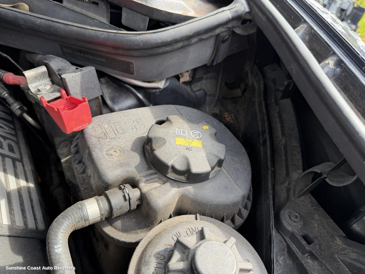 2006-2013 Bmw X5 Overflow Bottle