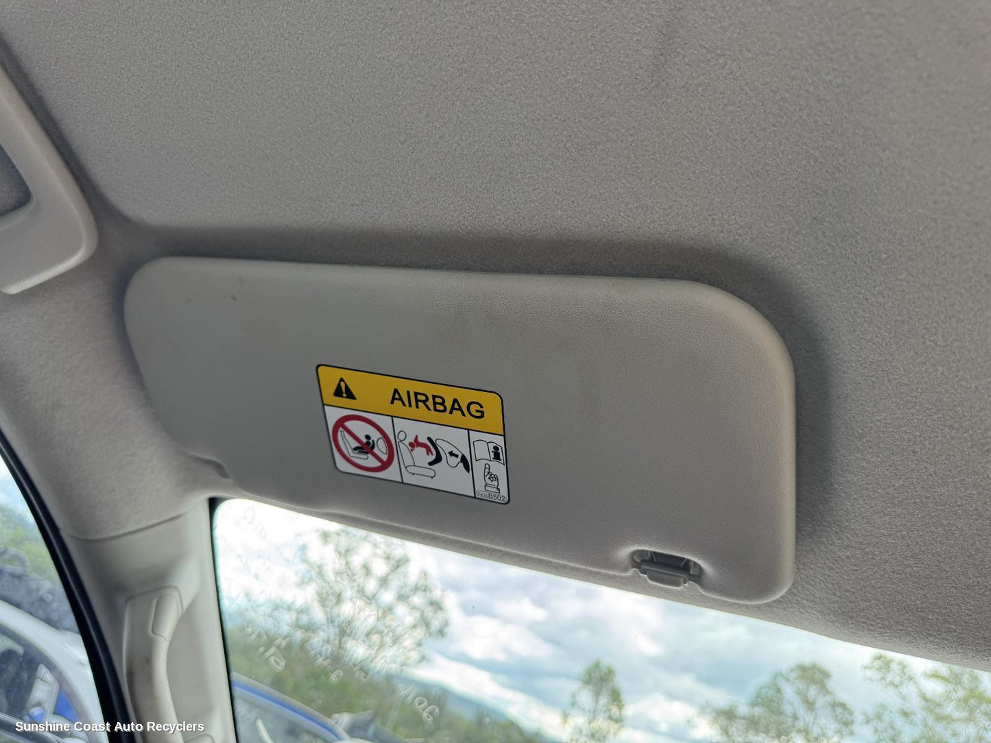 2016 Mitsubishi Triton Sunvisor
