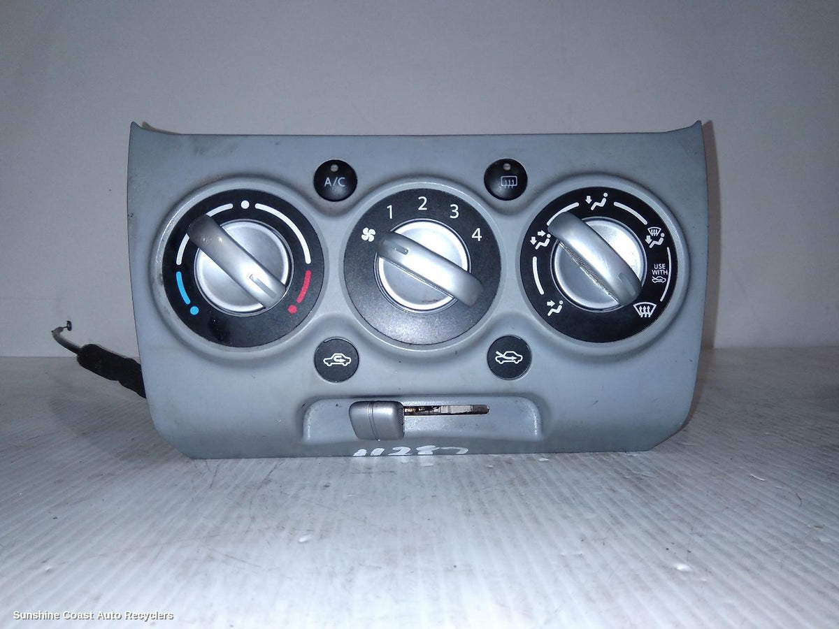 2009-2014 Suzuki Alto Heater Ac Controls