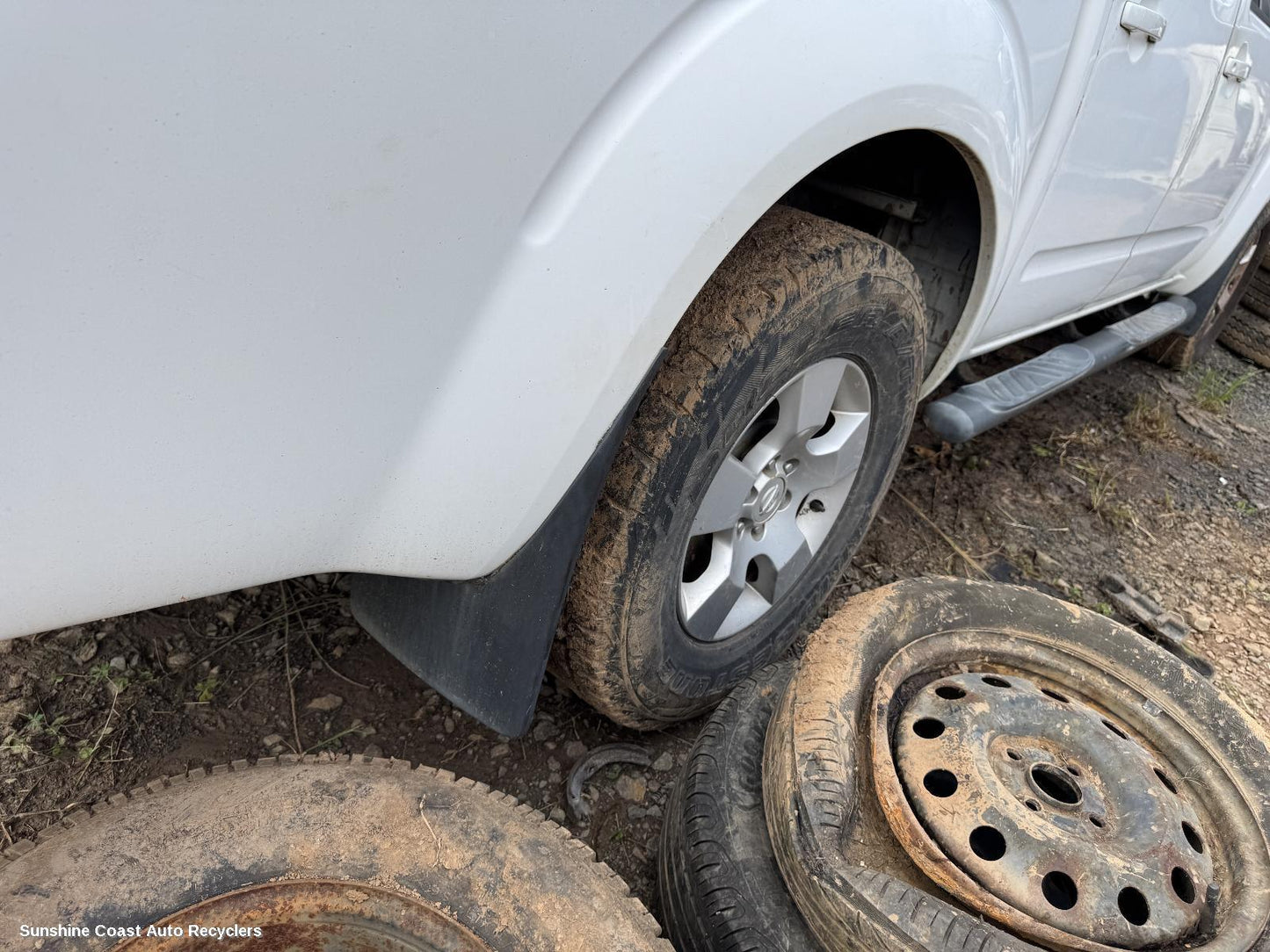 2010 Nissan Navara Mud Flaps