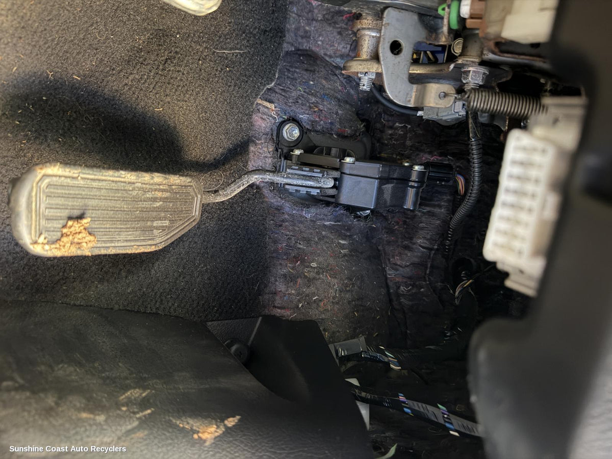 2011-2017 Toyota Camry Pedal Assembly