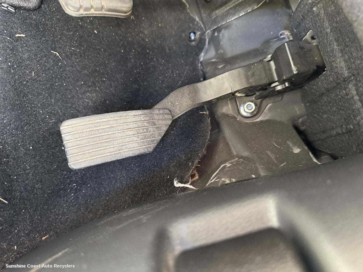 2017-2026 Mitsubishi Eclipse Cross Pedal Assembly