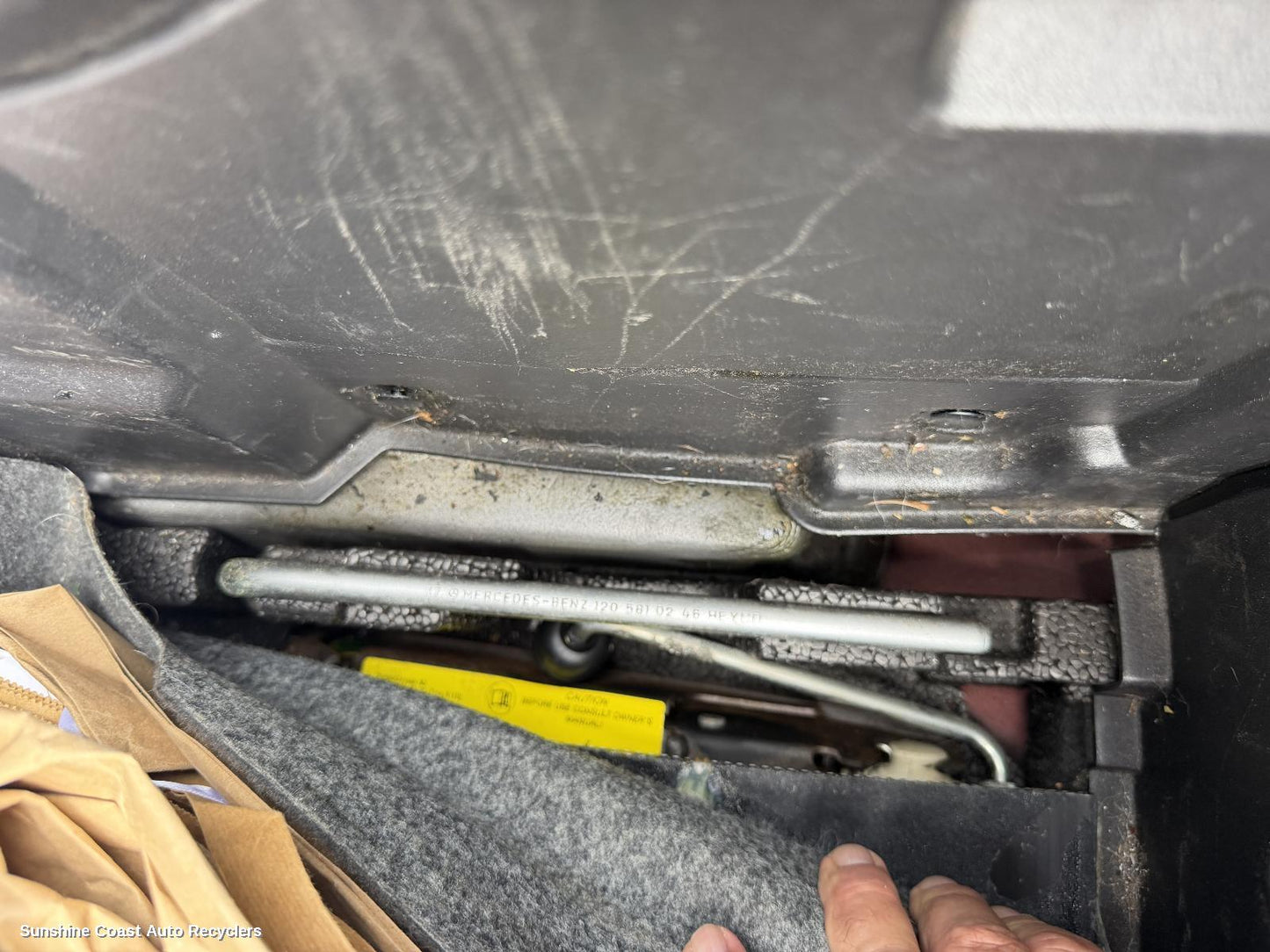 1997-2004 Mercedes Slk Jack Tool Kit