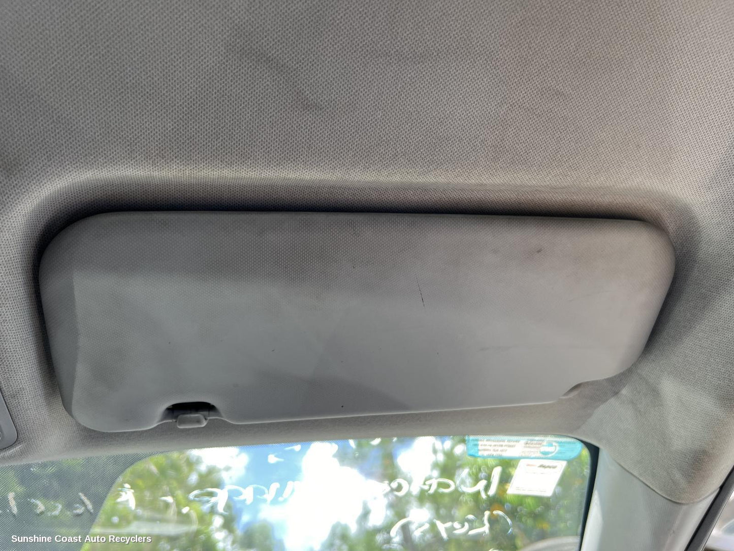 2018 Kia Rio Sunvisor