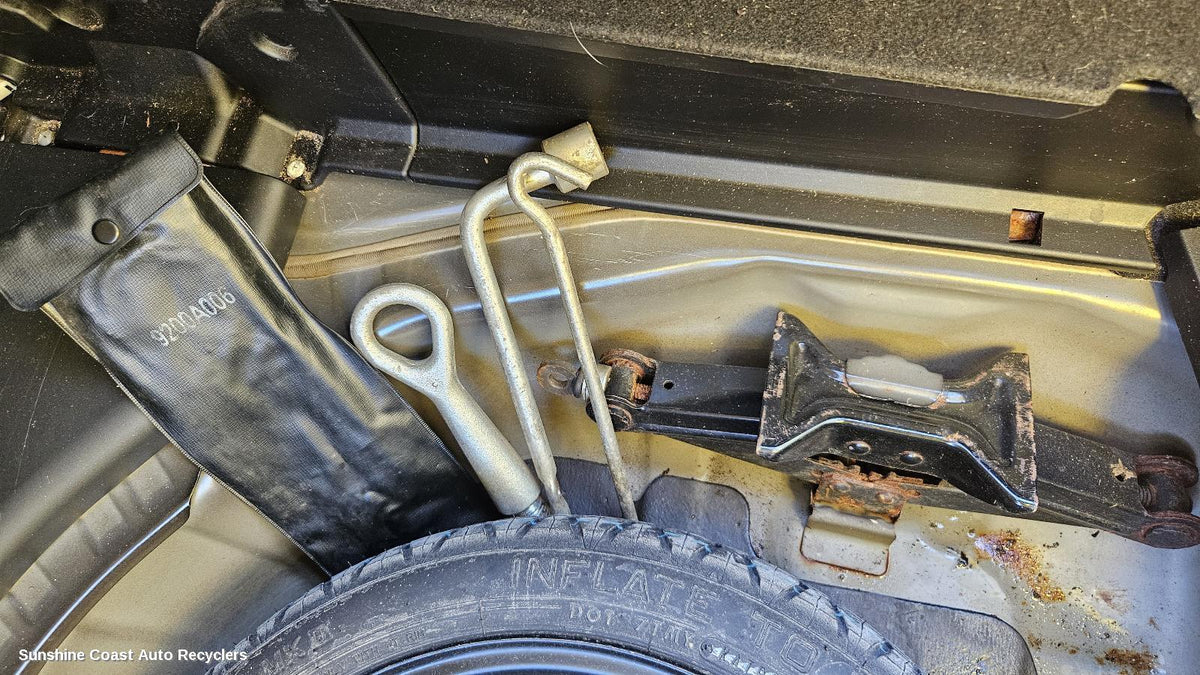 2007-2015 Mitsubishi Lancer Jack Tool Kit