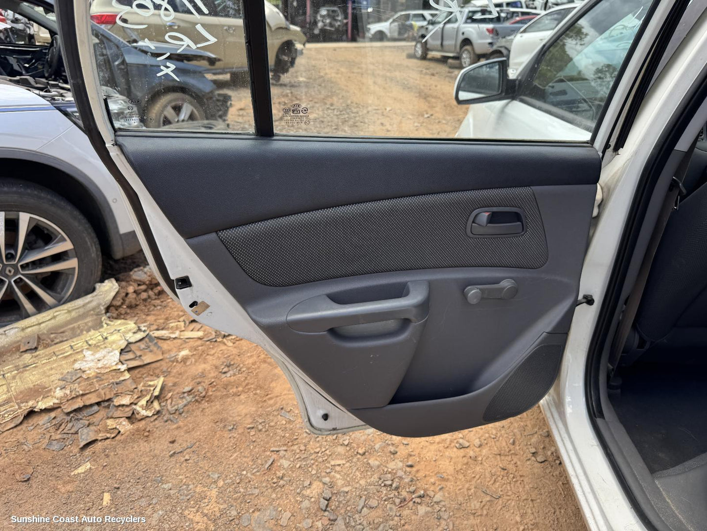 2007 Kia Rio Door Trim