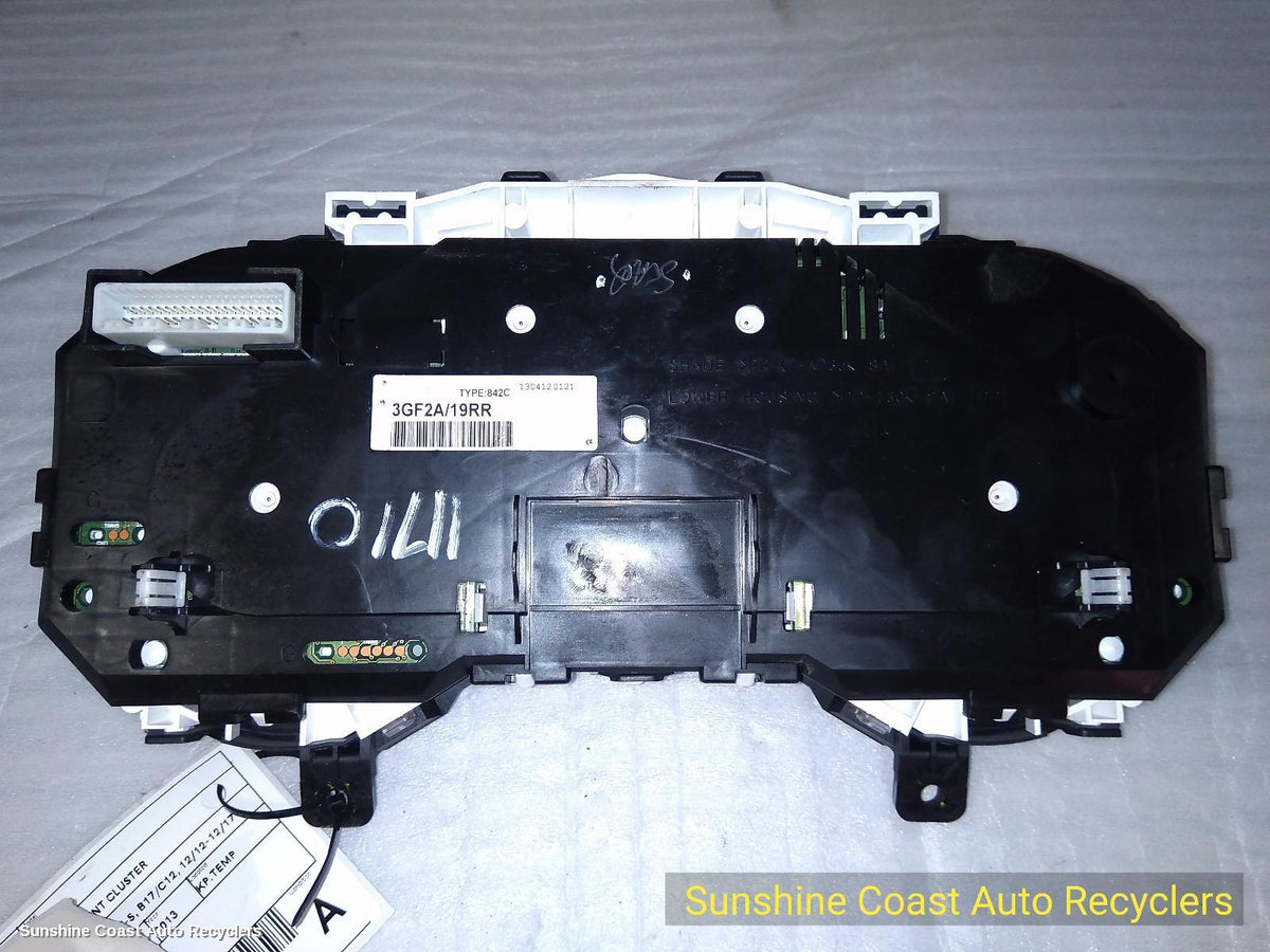 2012-2017 Nissan Pulsar Instrument Cluster