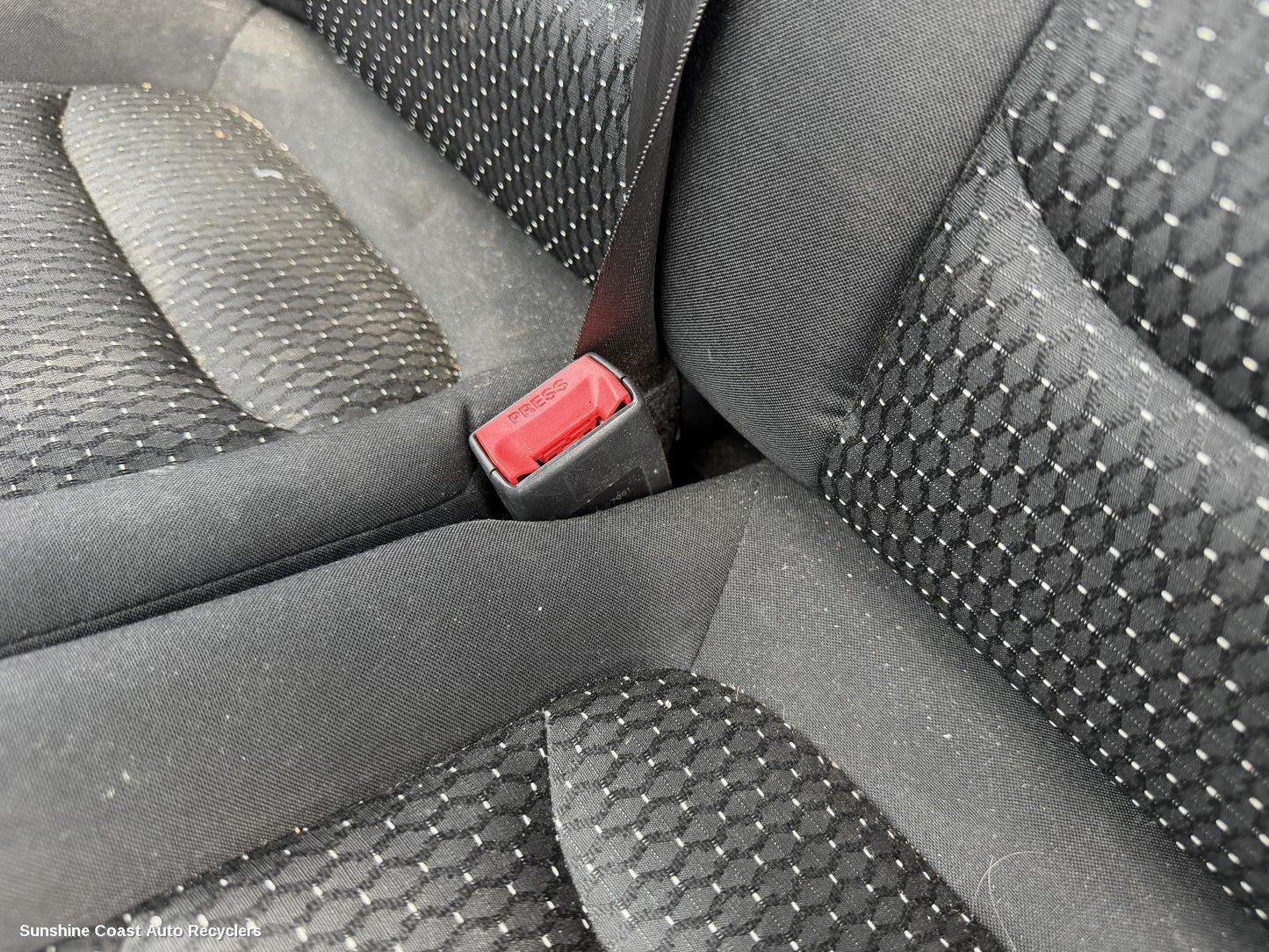 2020-2026 Ldv Deliver 9 Seatbelt Stalk