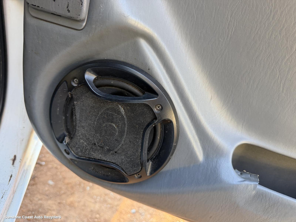 1998-2007 Toyota Landcruiser Speaker