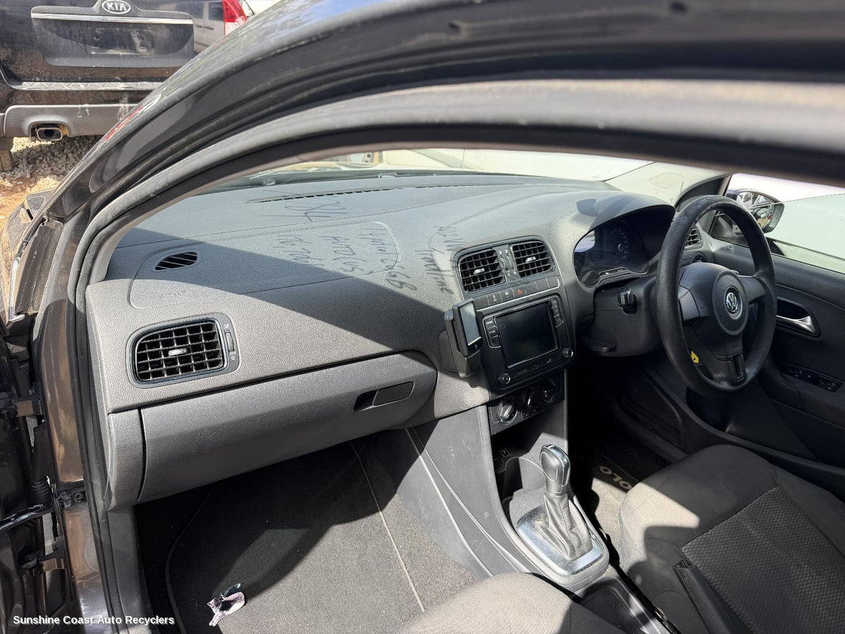 2010-2017 Volkswagen Polo Glove Box