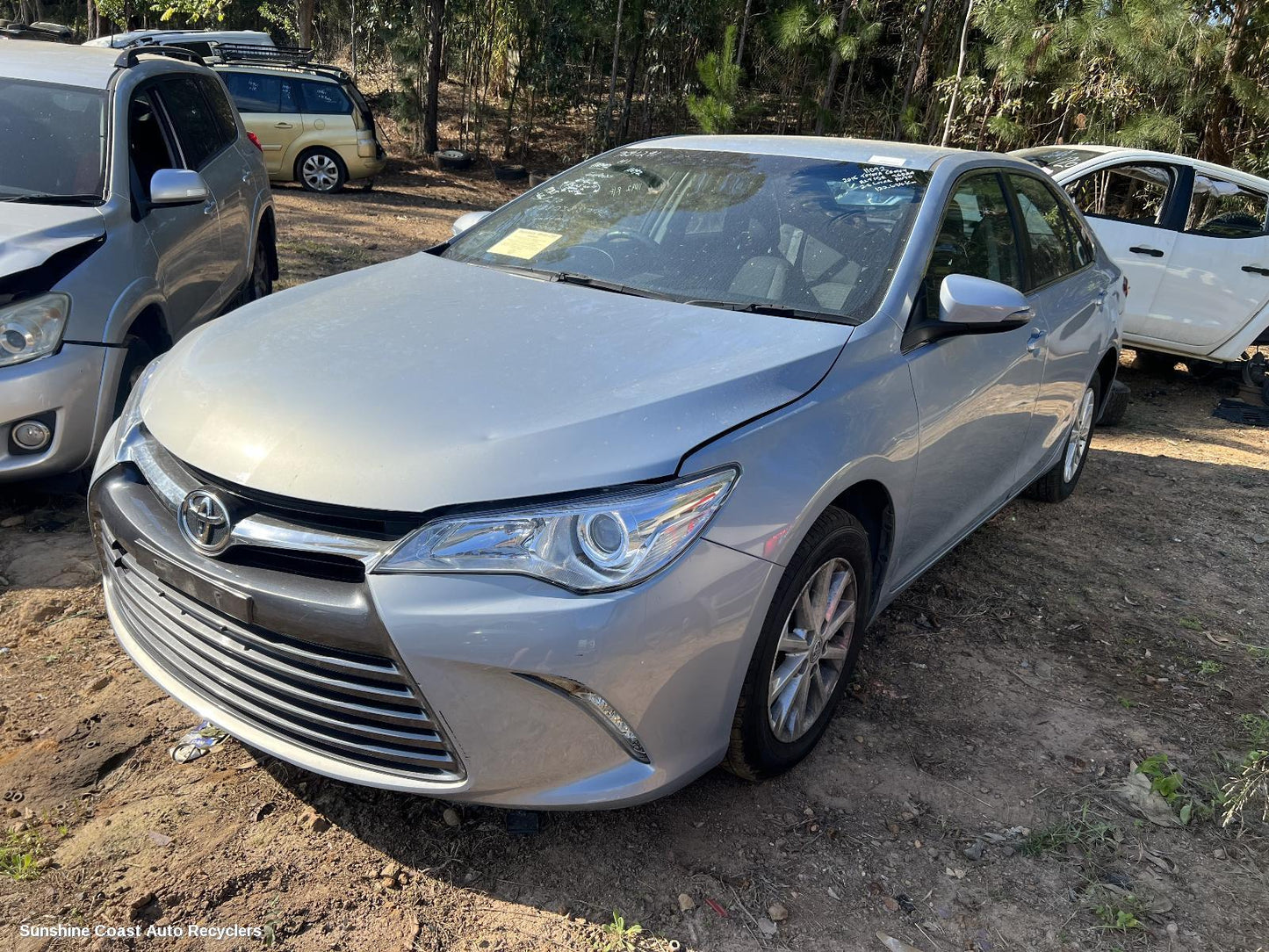 2015 Toyota Camry Left Guard