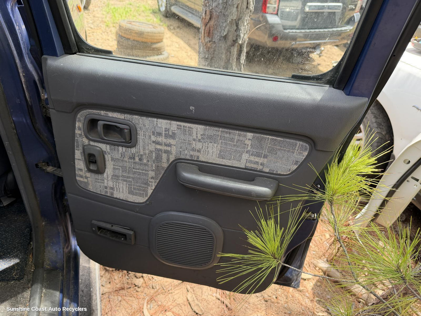 2001 Nissan Navara Pwr Dr Wind Switch