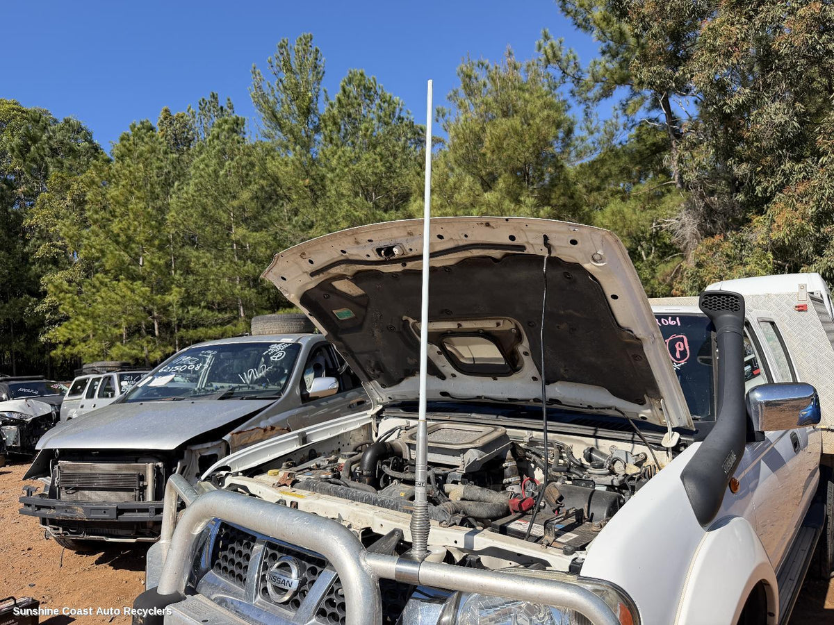 1986-2025 Nissan Navara Antenna