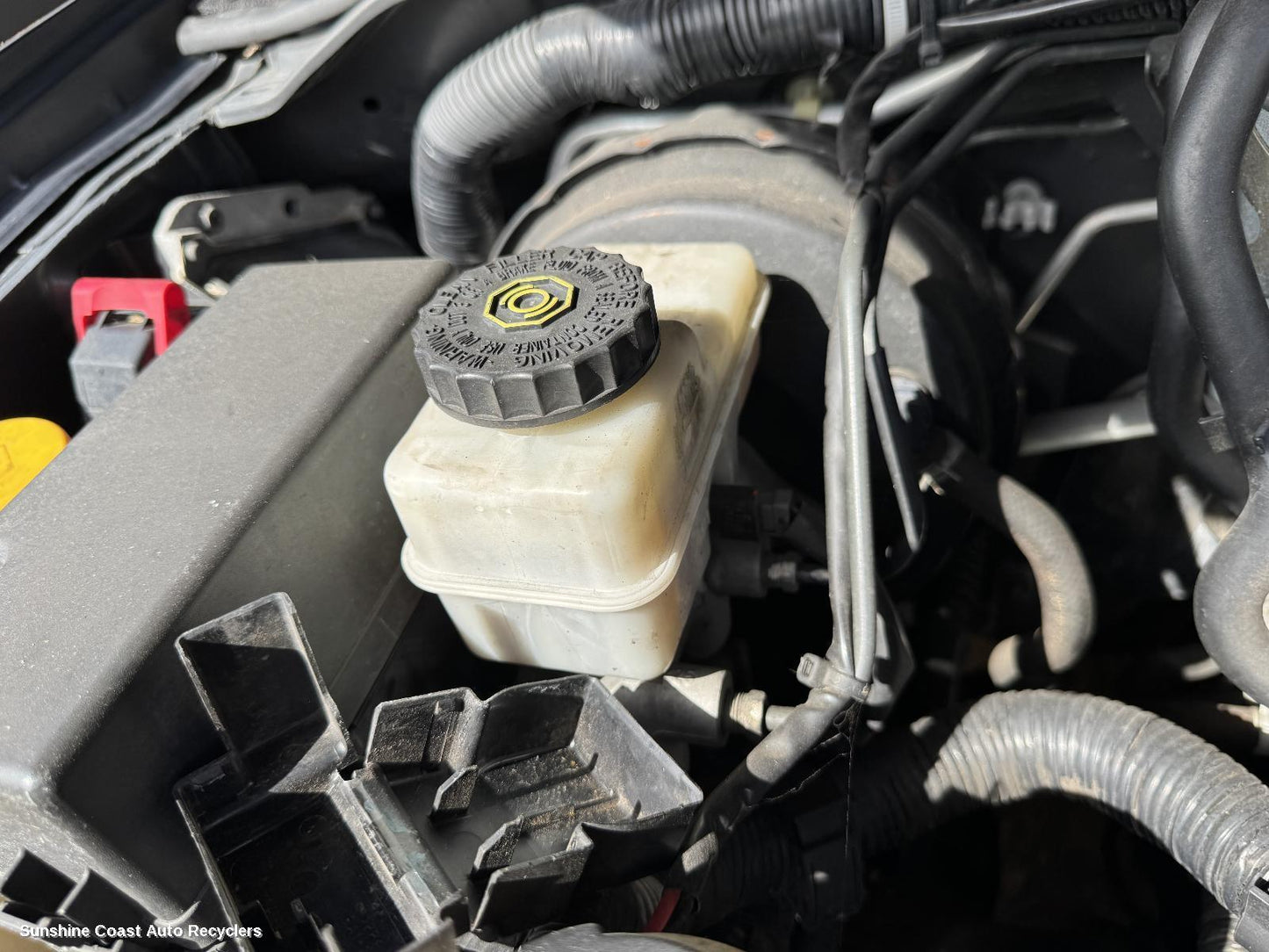 2005-2013 Nissan Pathfinder Master Cylinder