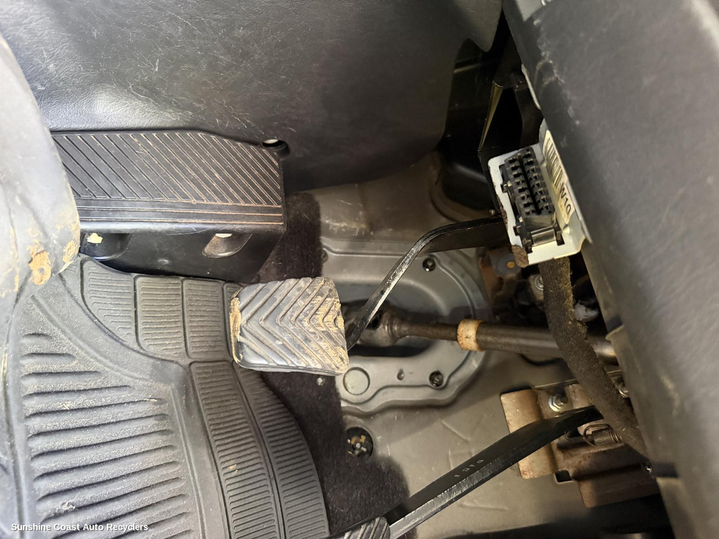 2007-2010 Hyundai Tucson Pedal Assembly