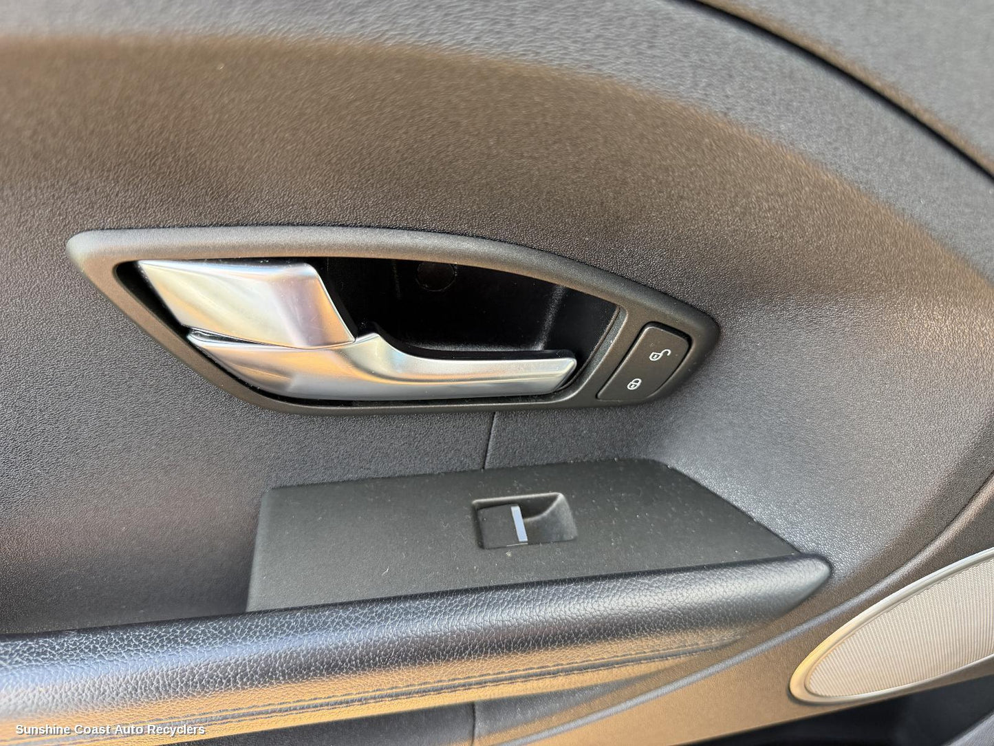 2011-2019 Land Rover Rangerover Evoque Door Handle