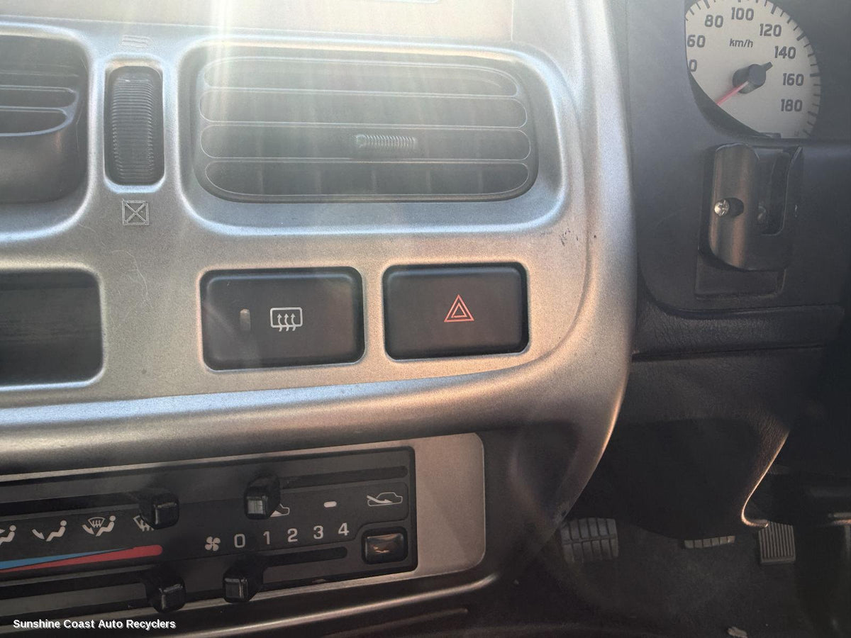 2001-2015 Nissan Navara Misc Switch Relay