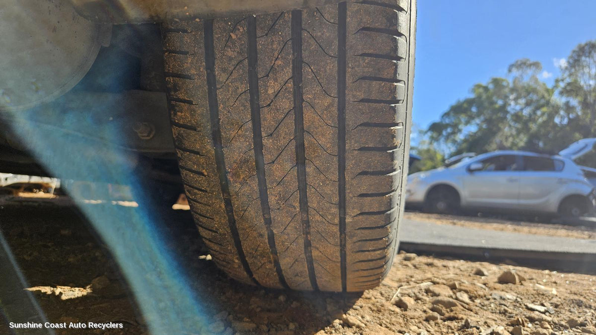 2007-2015 Mitsubishi Lancer Tyre