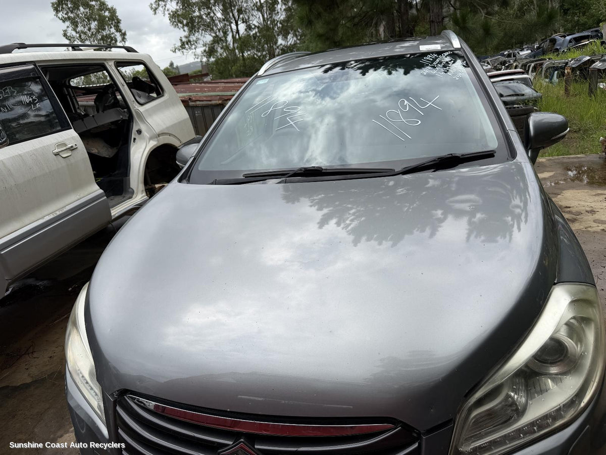 2013-2016 Suzuki S-cross Bonnet