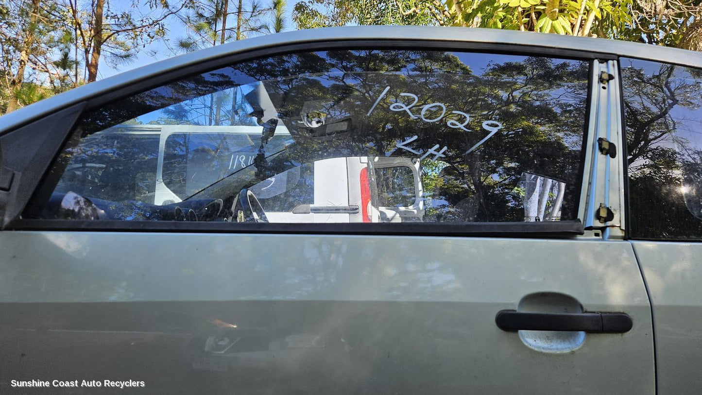 2004-2008 Ford Fiesta Left Front Door Window