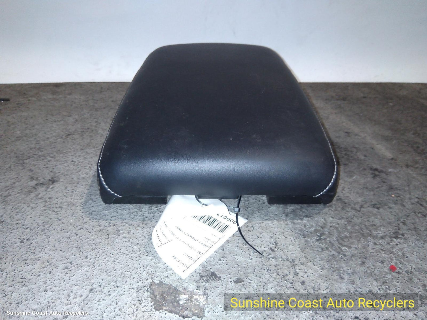 2021-2026 Mitsubishi Outlander Console