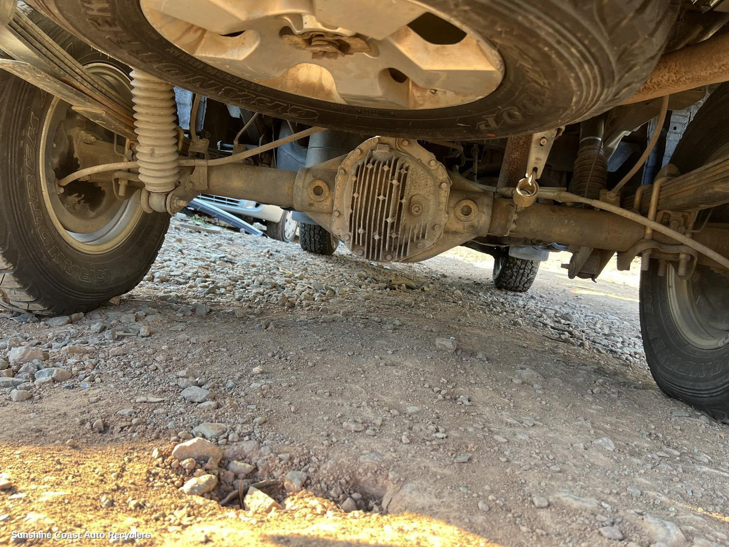 2005-2015 Nissan Navara Rear Diff Assembly