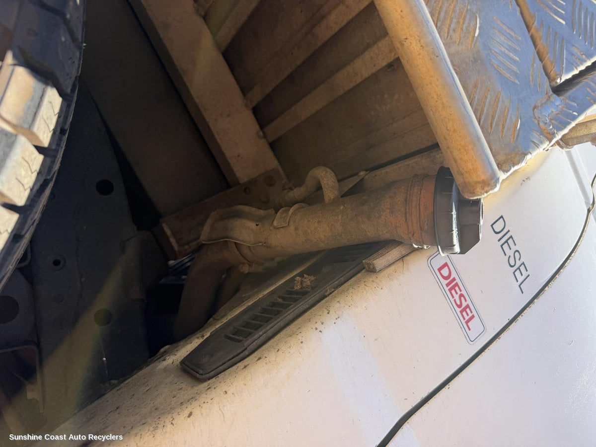 2001-2015 Nissan Navara Fuel Door   Filler