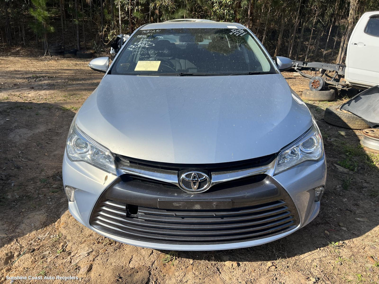2015 Toyota Camry Left Guard