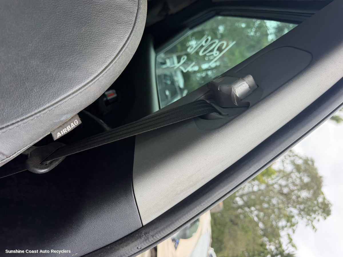 2009-2016 Hyundai Ix35 Seatbelt Stalk
