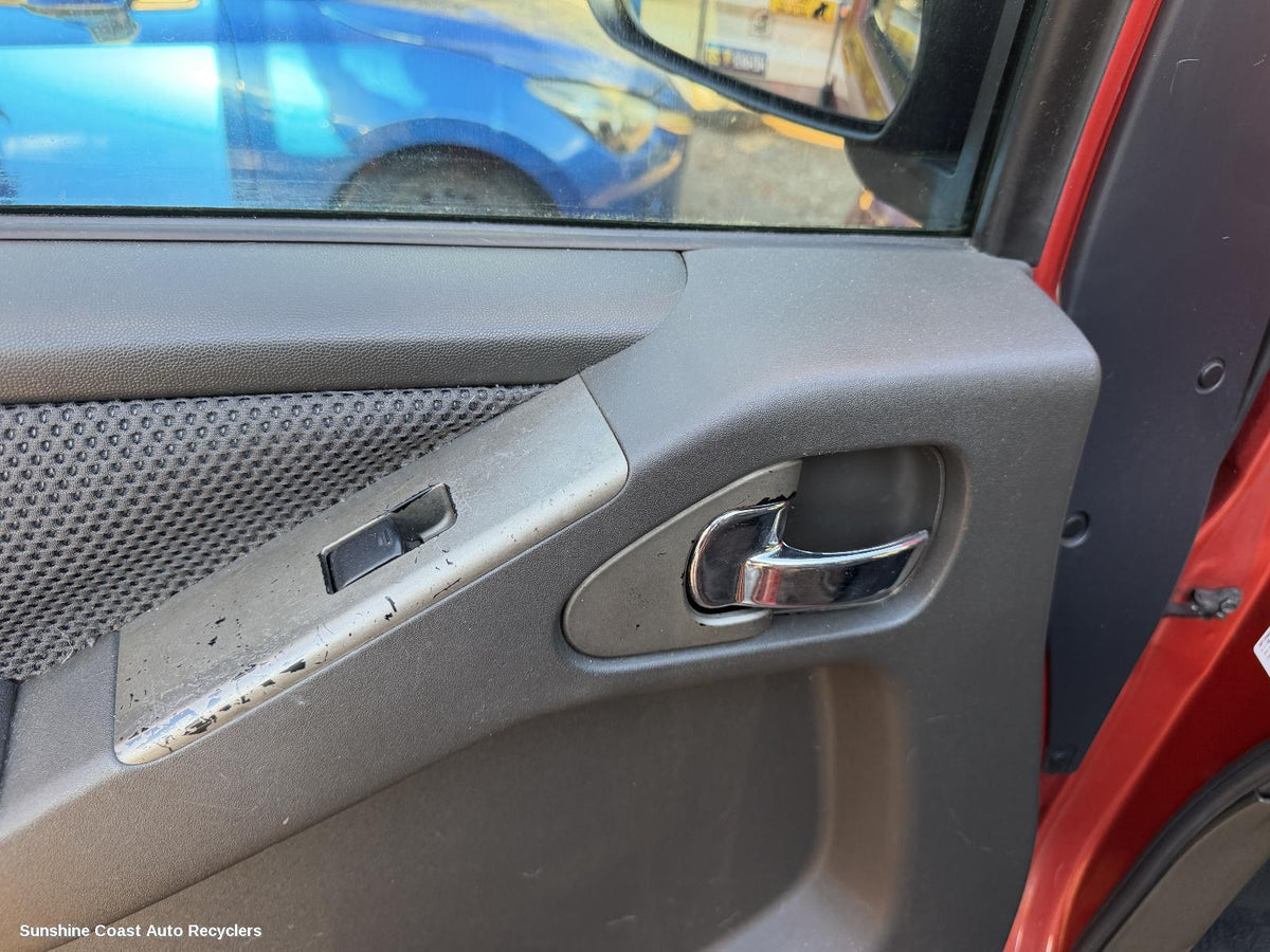 2005-2015 Nissan Navara Door Handle