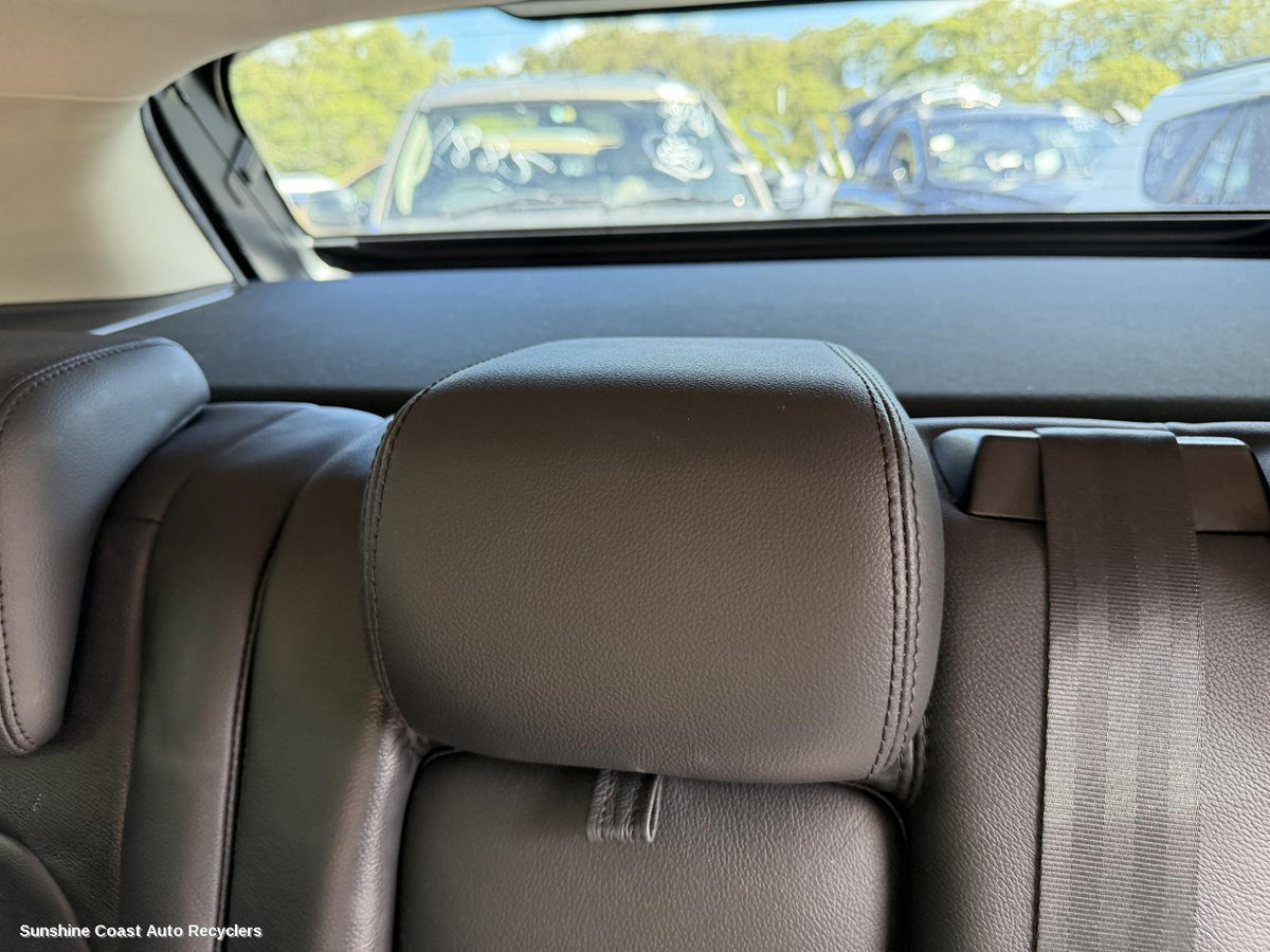 2011-2019 Land Rover Rangerover Evoque Headrest