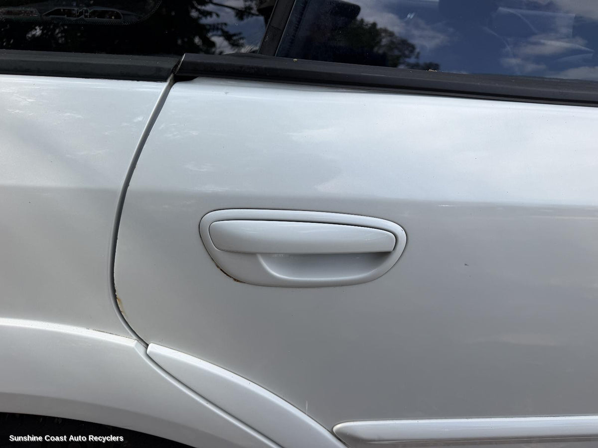 2003-2009 Subaru Outback Door Handle