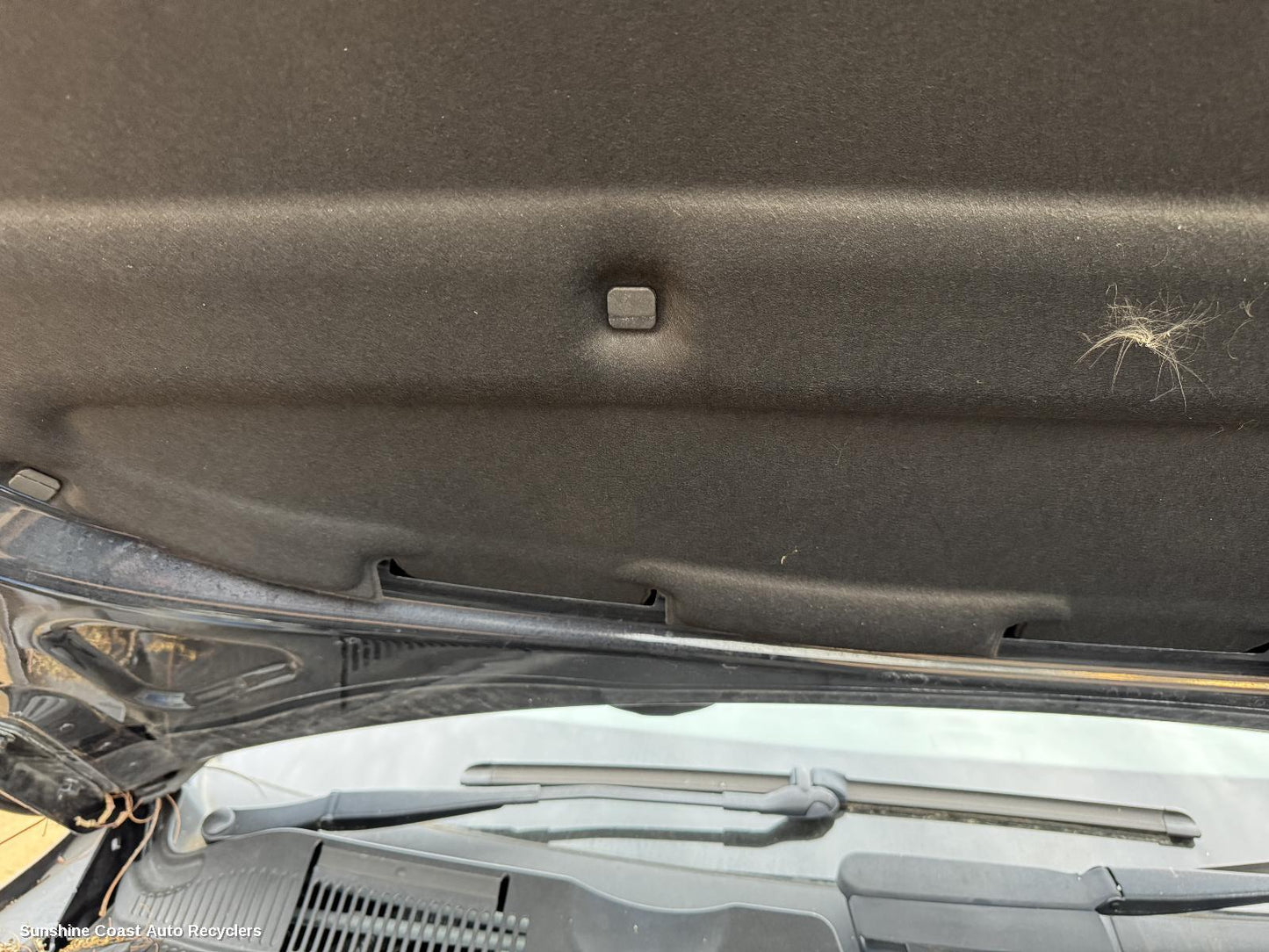 2016 Volkswagen Touareg Wiper Arm