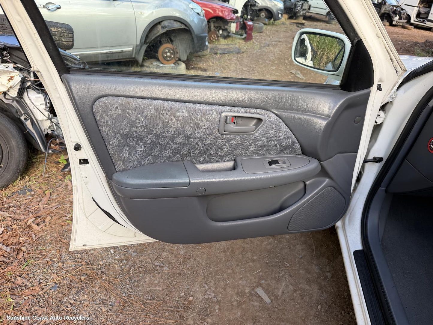 1997-2002 Toyota Camry Door Handle