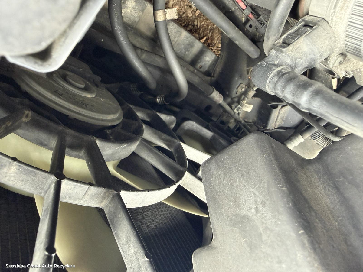 2010-2013 Holden Commodore Fan