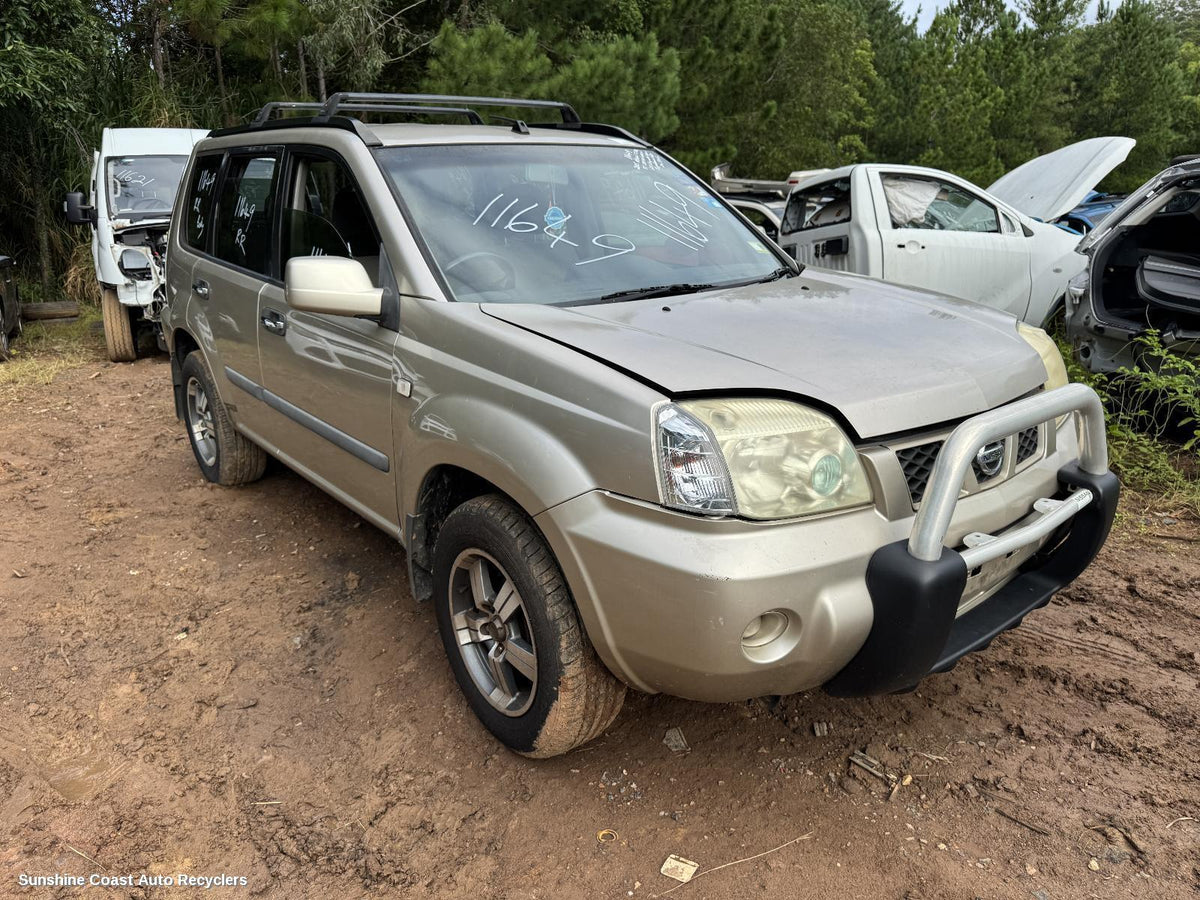 2001-2007 Nissan Xtrail Right Guard