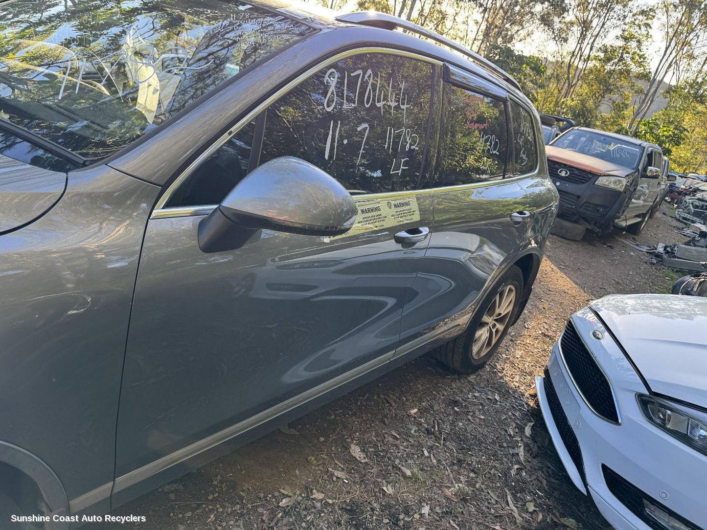2010-2018 Volkswagen Touareg Door Handle