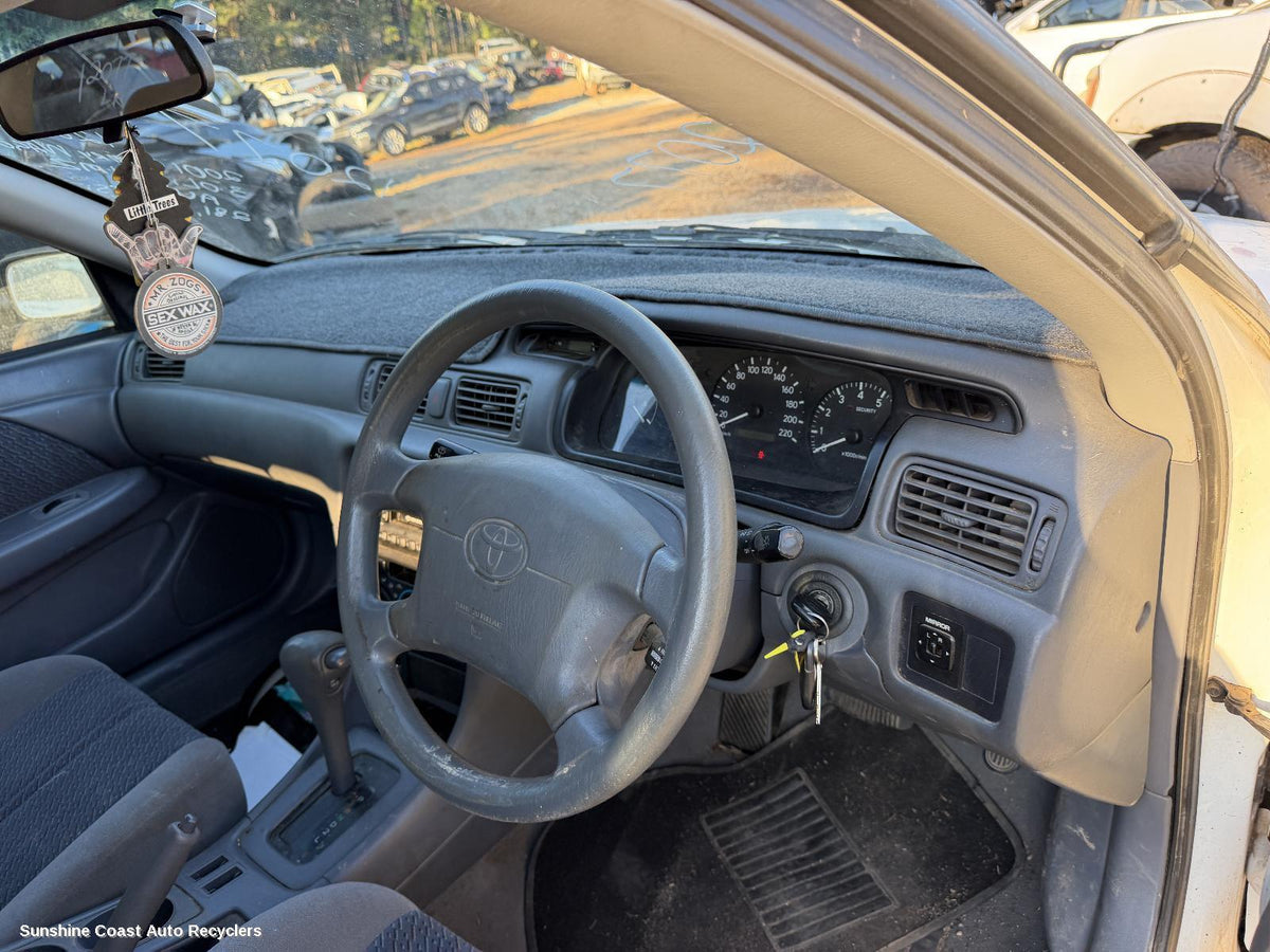 1997-2002 Toyota Camry Ignition W  Key
