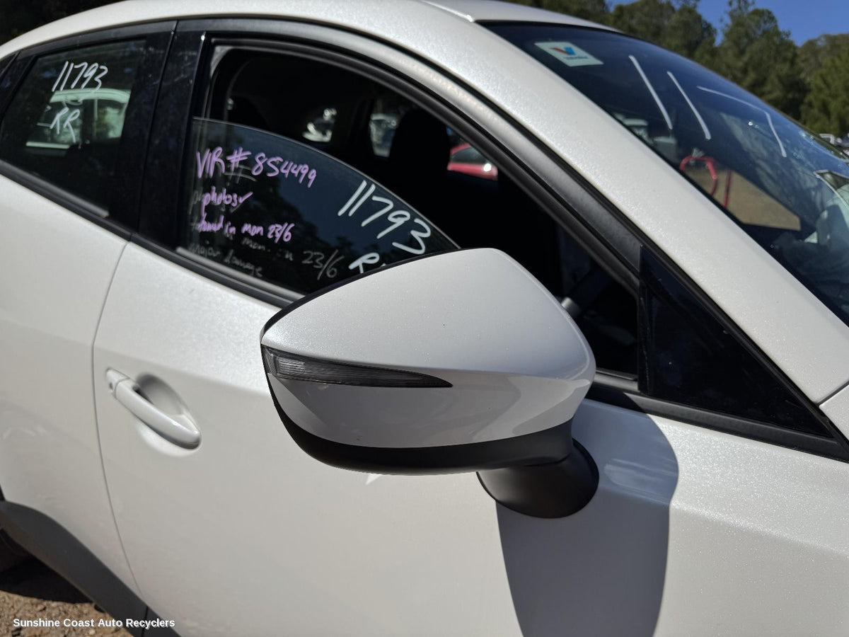 2018-2026 Mazda Cx3 Right Door Mirror