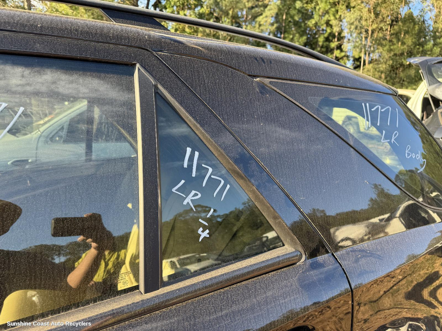 2008 Mercedes M Class Left Rear 1 4 Door Glass