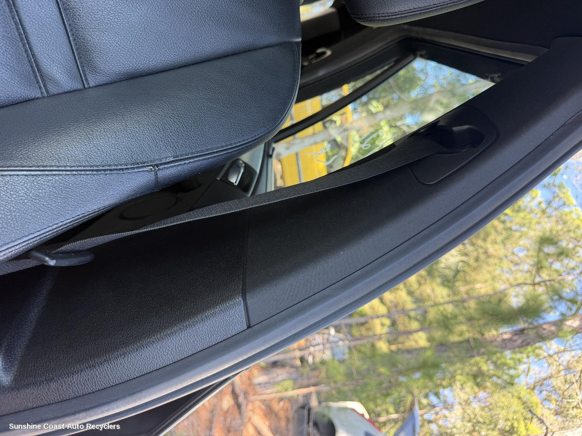 2006-2013 Bmw X5 Seatbelt Stalk