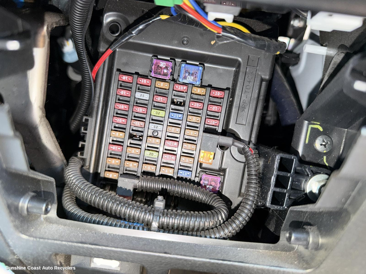2020-2026 Mazda Bt50 Fuse Box